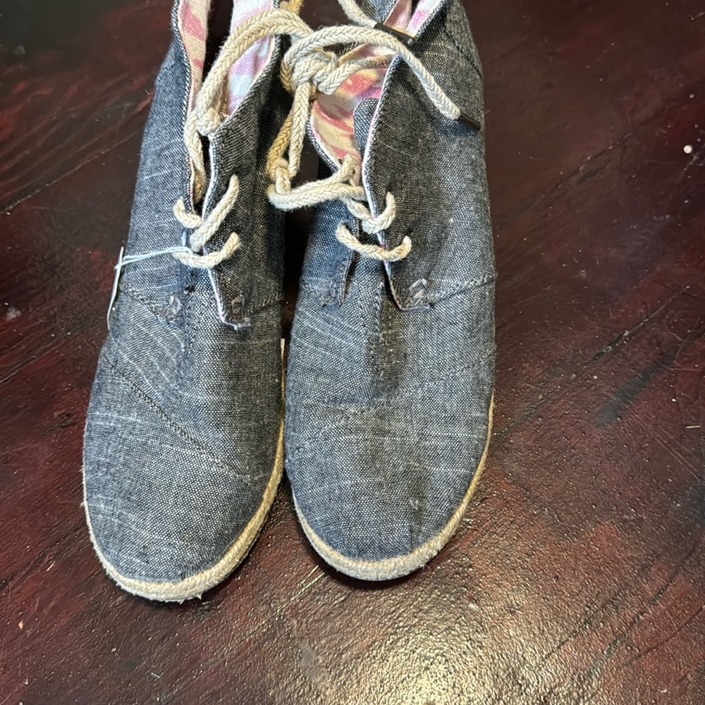 Tom’s shoes, boho shoes, casual, wedge